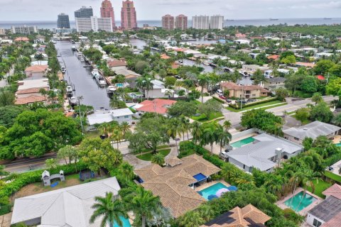 Villa ou maison à vendre à Fort Lauderdale, Floride: 4 chambres, 222.87 m2 № 1229194 - photo 5