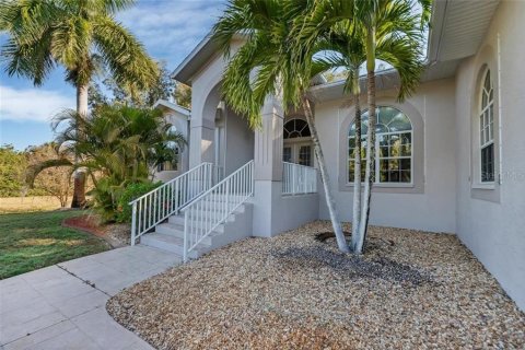 Villa ou maison à louer à Placida, Floride: 3 chambres, 212.93 m2 № 213775 - photo 6