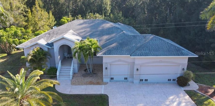 Villa ou maison à Placida, Floride 3 chambres, 212.93 m2 № 213775