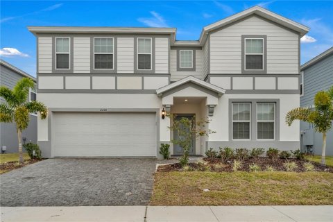 Casa en venta en Davenport, Florida, 10 dormitorios, 408.68 m2 № 1367820 - foto 1