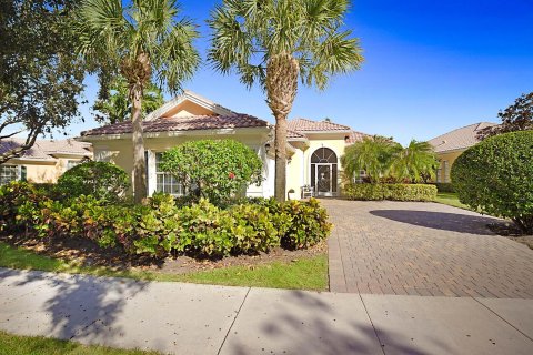 House in Palm Beach Gardens, Florida 3 bedrooms, 187.94 sq.m. № 818847 - photo 20