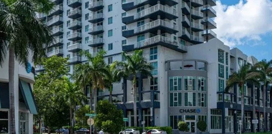 Apartamento en 1800 BISCAYANE PLAZA en Miami, Florida 3 dormitorios, 121 m2 № 102594