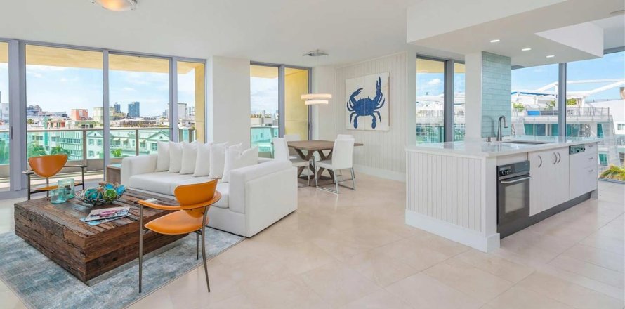 Apartment in IL VILLAGGIO in Miami Beach, Florida 2 bedrooms, 158 sq.m. № 102596