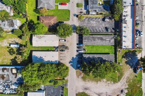 Купить коммерческую недвижимость в Форт-Лодердейл, Флорида № 633208 - фото 16