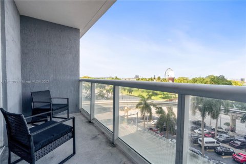 Condominio en alquiler en Miami, Florida, 41.71 m2 № 8882 - foto 5