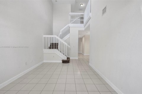 Townhouse in Homestead, Florida 3 bedrooms, 158.31 sq.m. № 1291367 - photo 3