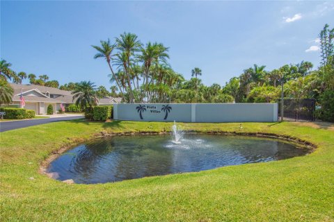 Adosado en venta en Vero Beach, Florida, 2 dormitorios, 165.37 m2 № 1174815 - foto 2