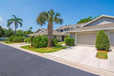 Adosado en venta en Vero Beach, Florida, 2 dormitorios, 165.37 m2 № 1174815 - foto 5