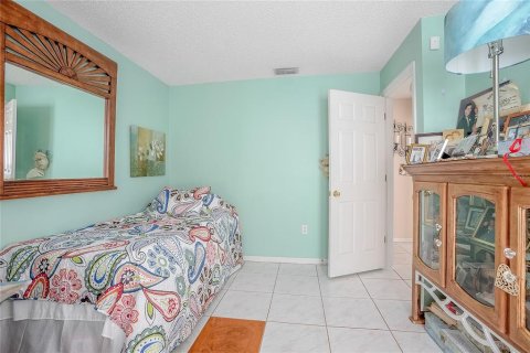 House in Deltona, Florida 3 bedrooms, 159.14 sq.m. № 915316 - photo 22