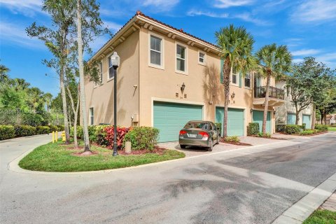 Townhouse in Sunrise, Florida 3 bedrooms, 151.24 sq.m. № 1099772 - photo 4