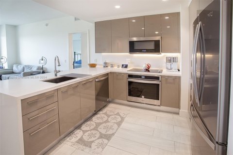 Condo in Sunrise, Florida, 2 bedrooms  № 1316550 - photo 8