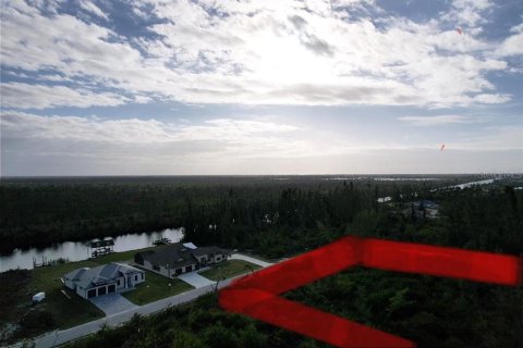 Terreno en venta en Port Charlotte, Florida № 1087686 - foto 10