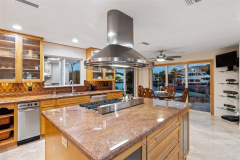 Villa ou maison à vendre à Lighthouse Point, Floride: 4 chambres, 444.63 m2 № 805348 - photo 23