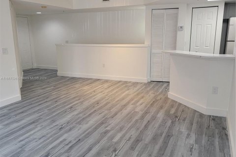 Copropriété à vendre à Fort Lauderdale, Floride: 2 chambres, 97.92 m2 № 1330200 - photo 2