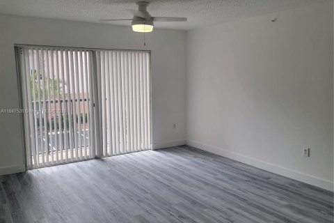 Copropriété à vendre à Fort Lauderdale, Floride: 2 chambres, 97.92 m2 № 1330200 - photo 8