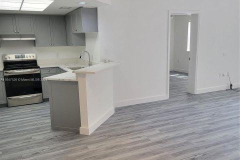 Copropriété à vendre à Fort Lauderdale, Floride: 2 chambres, 97.92 m2 № 1330200 - photo 3