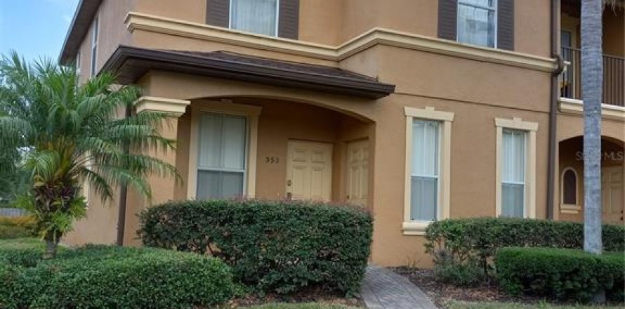 Townhouse in Davenport, Florida 4 bedrooms, 172.43 sq.m. № 1248411