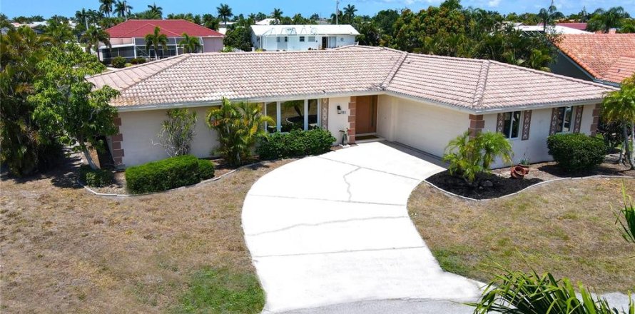 Villa ou maison à Punta Gorda, Floride 3 chambres, 188.22 m2 № 1203889