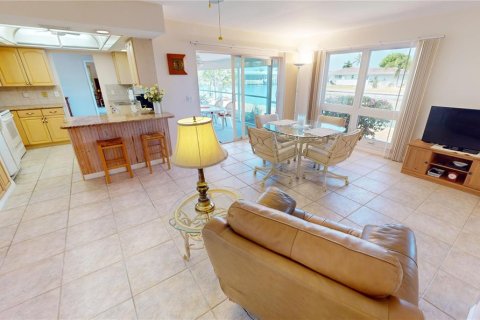 Casa en venta en Punta Gorda, Florida, 3 dormitorios, 188.22 m2 № 1203889 - foto 11