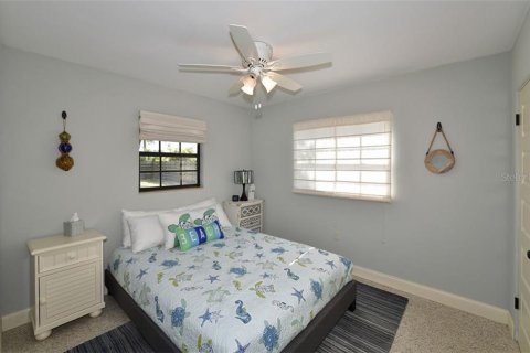 Villa ou maison à louer à Sarasota, Floride: 2 chambres, 150.32 m2 № 213352 - photo 28