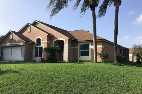 Villa ou maison à vendre à Davenport, Floride: 3 chambres, 137.4 m2 № 1242551 - photo 1