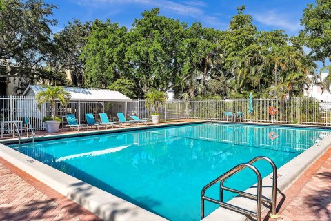 Copropriété à vendre à Aventura, Floride: 3 chambres, 128.21 m2 № 855928 - photo 9