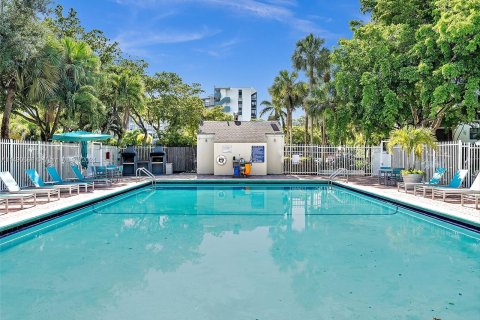 Copropriété à vendre à Aventura, Floride: 3 chambres, 128.21 m2 № 855928 - photo 29