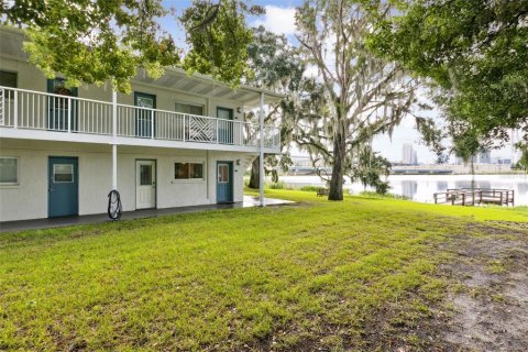 Condo in Orlando, Florida, 1 bedroom  № 1405612 - photo 1