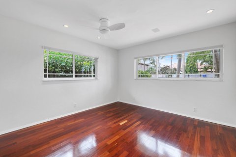 House in Fort Lauderdale, Florida 3 bedrooms, 233.37 sq.m. № 1182944 - photo 22