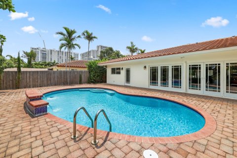 Villa ou maison à vendre à Fort Lauderdale, Floride: 3 chambres, 233.37 m2 № 1182944 - photo 20