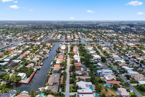 Casa en venta en Fort Lauderdale, Florida, 3 dormitorios, 233.37 m2 № 1182944 - foto 5