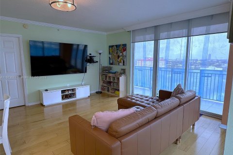 Copropriété à vendre à Hallandale Beach, Floride: 2 chambres, 138.42 m2 № 1399061 - photo 8