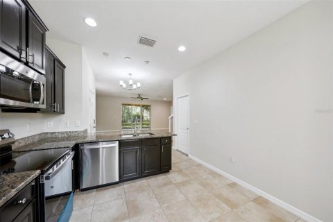 Townhouse in Tampa, Florida 3 bedrooms, 158.31 sq.m. № 1364302 - photo 18