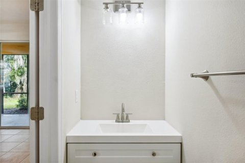 Adosado en venta en Tampa, Florida, 3 dormitorios, 158.31 m2 № 1364302 - foto 29