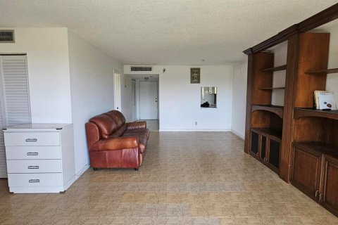 Condominio en venta en Boca Raton, Florida, 1 dormitorio, 97.55 m2 № 1228595 - foto 17