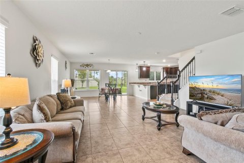 Villa ou maison à vendre à Davenport, Floride: 4 chambres, 205.13 m2 № 1314676 - photo 6