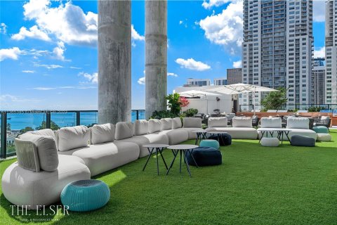 Condo in Miami, Florida, 3 bedrooms  № 406474 - photo 7