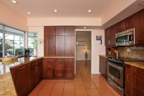 Casa en alquiler en Longboat Key, Florida, 3 dormitorios, 179.86 m2 № 213157 - foto 12