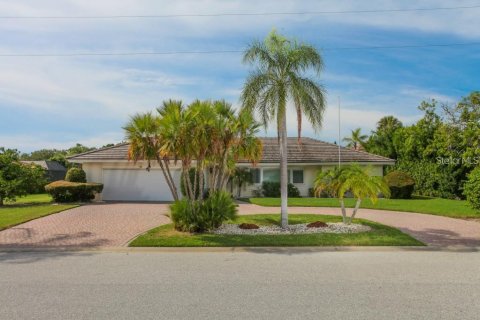 Villa ou maison à louer à Longboat Key, Floride: 3 chambres, 179.86 m2 № 213157 - photo 2