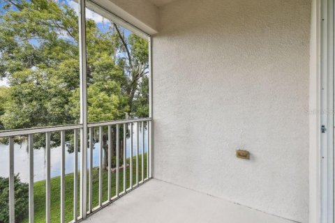 Townhouse in Land O' Lakes, Florida 3 bedrooms, 191.84 sq.m. № 1417675 - photo 26