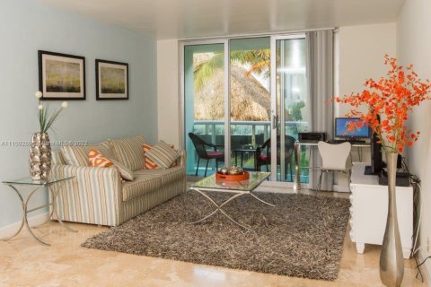 Condominio en venta en Hollywood, Florida, 1 dormitorio, 81.2 m2 № 6239 - foto 5