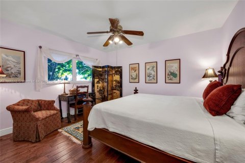 Casa en venta en South Miami, Florida, 4 dormitorios, 274.43 m2 № 1176833 - foto 15