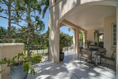 Condominio en alquiler en Miami Beach, Florida, 2 dormitorios, 132.76 m2 № 3720 - foto 22