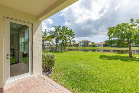 Villa ou maison à vendre à Royal Palm Beach, Floride: 3 chambres, 243.5 m2 № 1179843 - photo 20