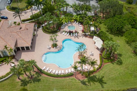 Villa ou maison à vendre à Royal Palm Beach, Floride: 3 chambres, 243.5 m2 № 1179843 - photo 12