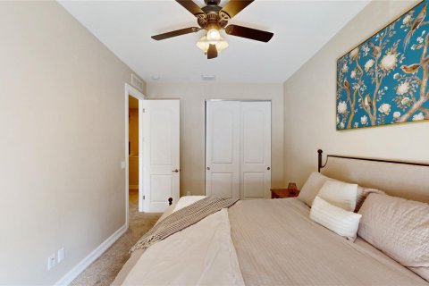 Townhouse in Royal Palm Beach, Florida 3 bedrooms, 206.43 sq.m. № 1141524 - photo 14