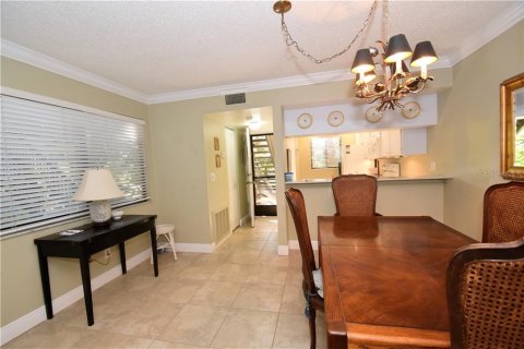 Copropriété à louer à Sarasota, Floride: 1 chambre, 67.91 m2 № 213167 - photo 9