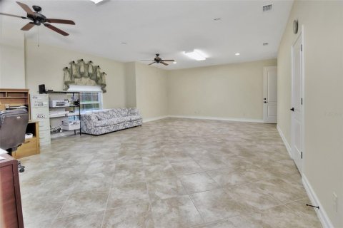 House in DeLand, Florida 4 bedrooms, 335.66 sq.m. № 1276661 - photo 22