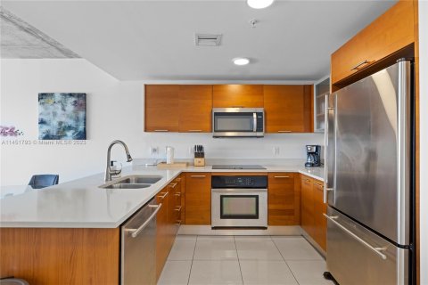 Condominio en venta en Miami, Florida, 2 dormitorios, 103.21 m2 № 718208 - foto 6