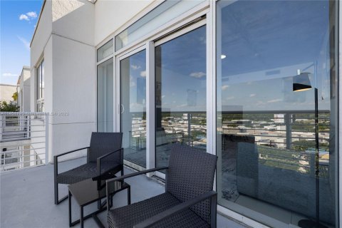 Copropriété à vendre à Miami, Floride: 2 chambres, 103.21 m2 № 718208 - photo 17